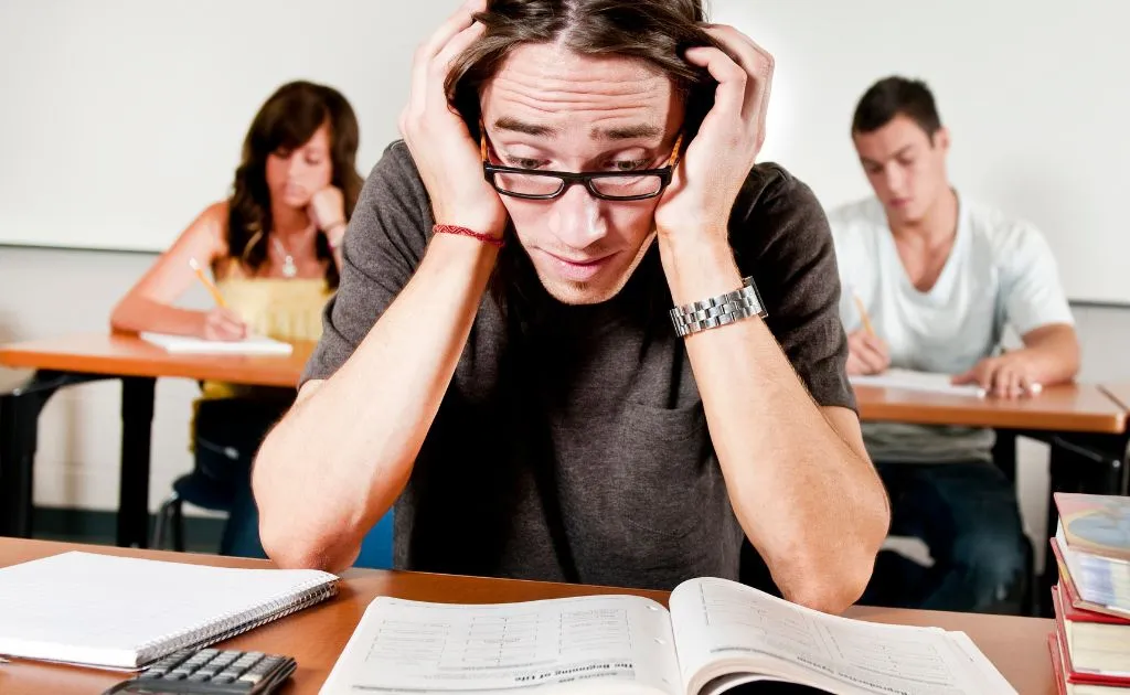 Debiti scolastici non recuperati: cosa succede se non si recupera un debito scolastico?